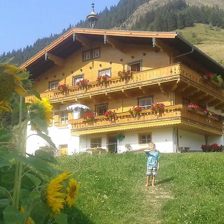 Biobergbauernhof Brandenau Apartment Taxenbach